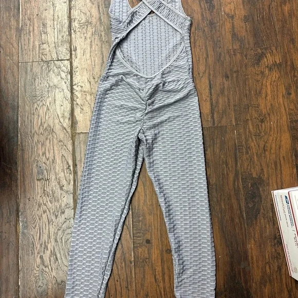 Gray Textured Women's Jumpsuit. <<<<<145>>>> - Picture 9 of 9